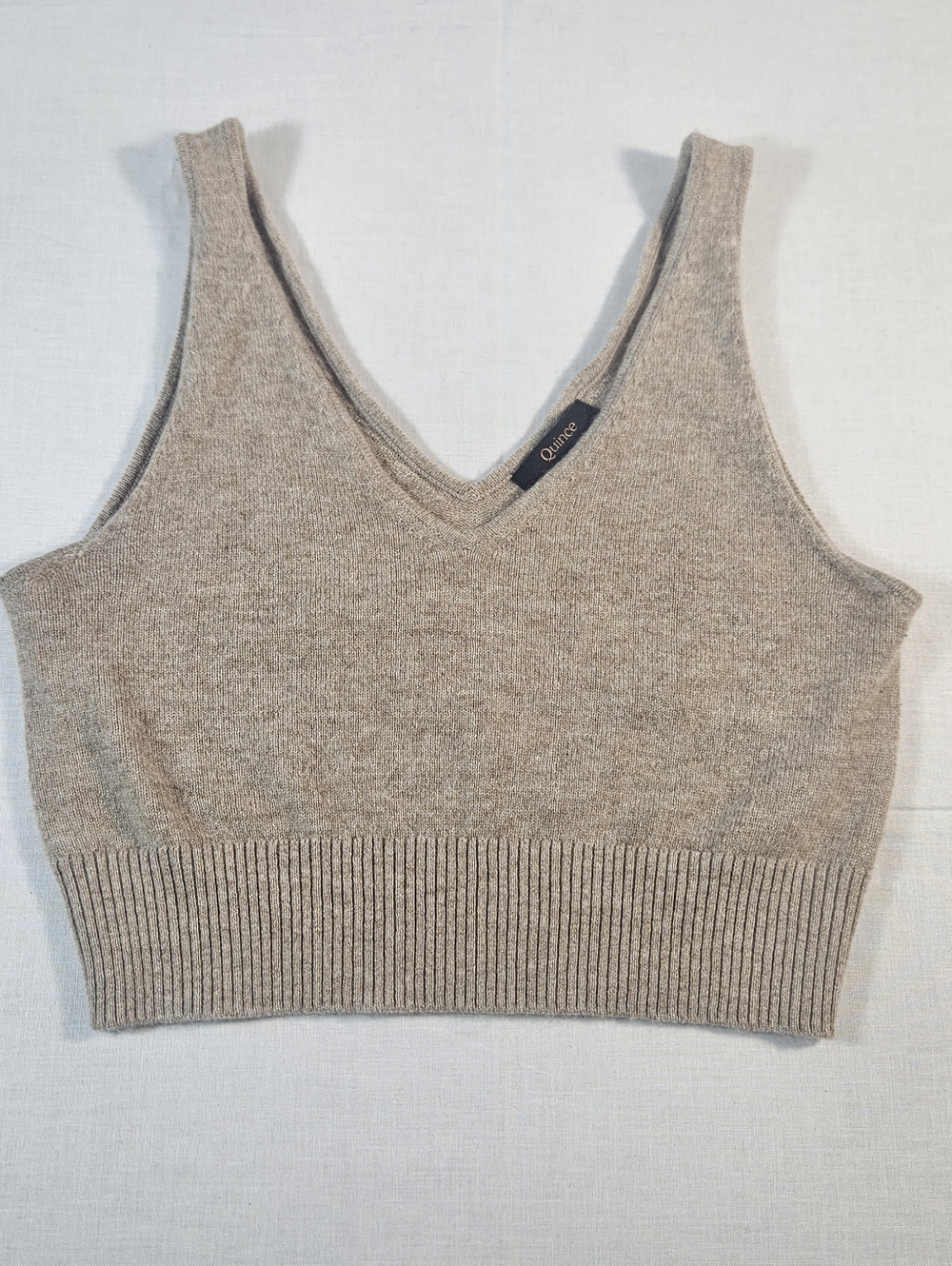 Quince 100% Cashmere Oatmeal V-Neck Knit Crop Tank Size S